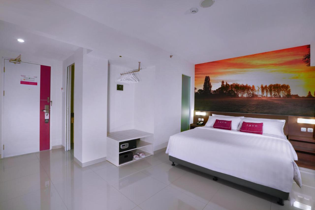 Favehotel Simpang Lima - Semarang Buitenkant foto
