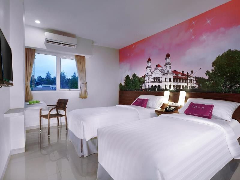 Favehotel Simpang Lima - Semarang Buitenkant foto